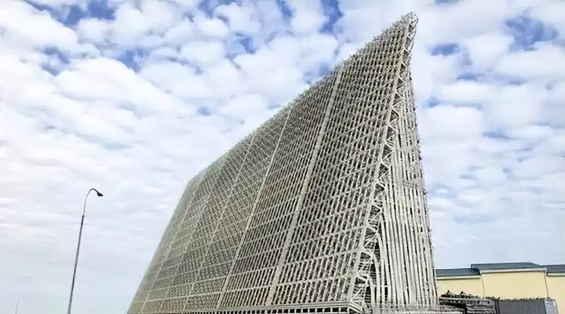 战略预警雷达技术路径深度剖析:8000公里探测距离如何实现跨越 新闻