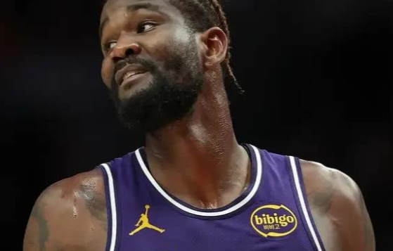 技术拆解:湖人进攻体系运转高效,为何防守端沦为"纸糊城墙"? 体育新闻