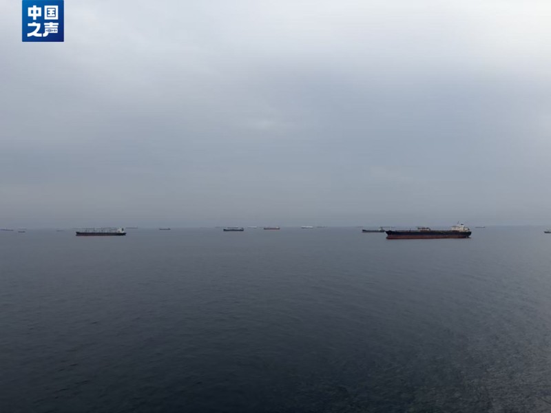 霍尔木兹海峡局势紧张,多艘船舶受困;吉林籍海员刘轶文搭建临时电台,传递家人问候。 文化旅游