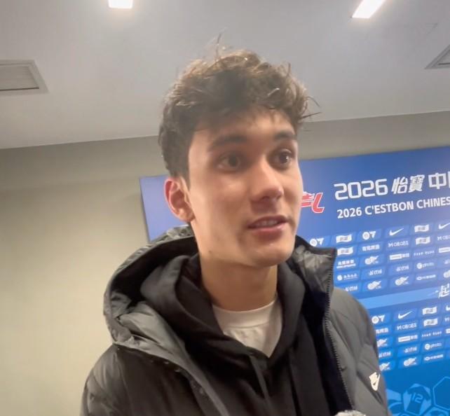  川渝德比激战补时，拜合拉木绝平救主；后背进球别样刺激，期待运动战绽放 体育新闻