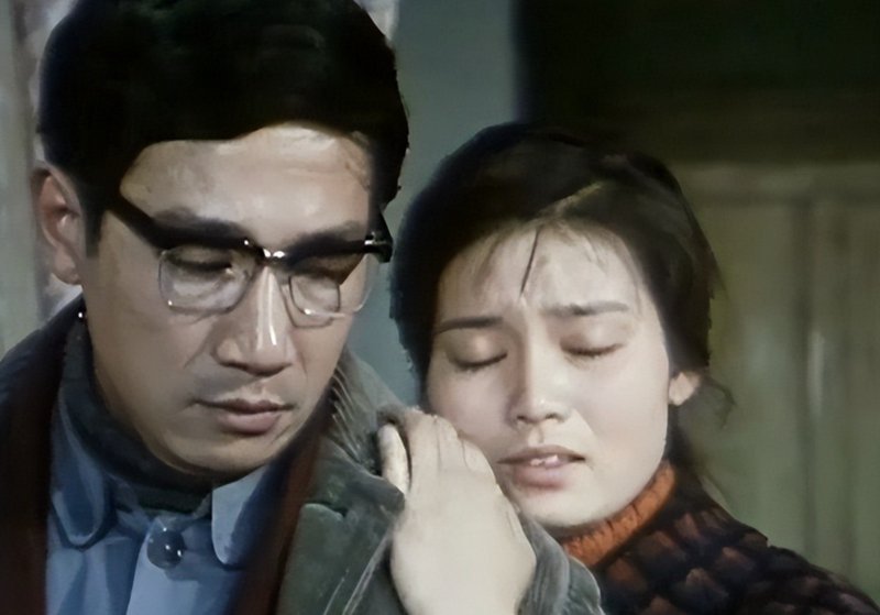  从影后到独居：潘虹36年情感抉择的深层逻辑复盘 娱乐新闻