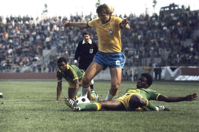  【技术解码】52年轮回：刚果足球的政体诅咒与战术惊悚背后的生存逻辑 体育新闻