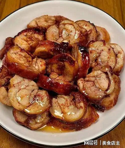  心脏健康膳食指南：8道护心料理的科学逻辑与实操方案 健康养生