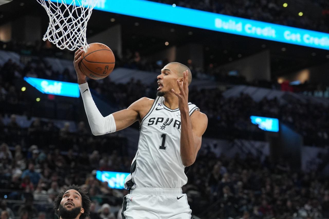  NBA西部第三至第五名排位战：火箭首轮对手的数学推演与技术博弈 体育新闻