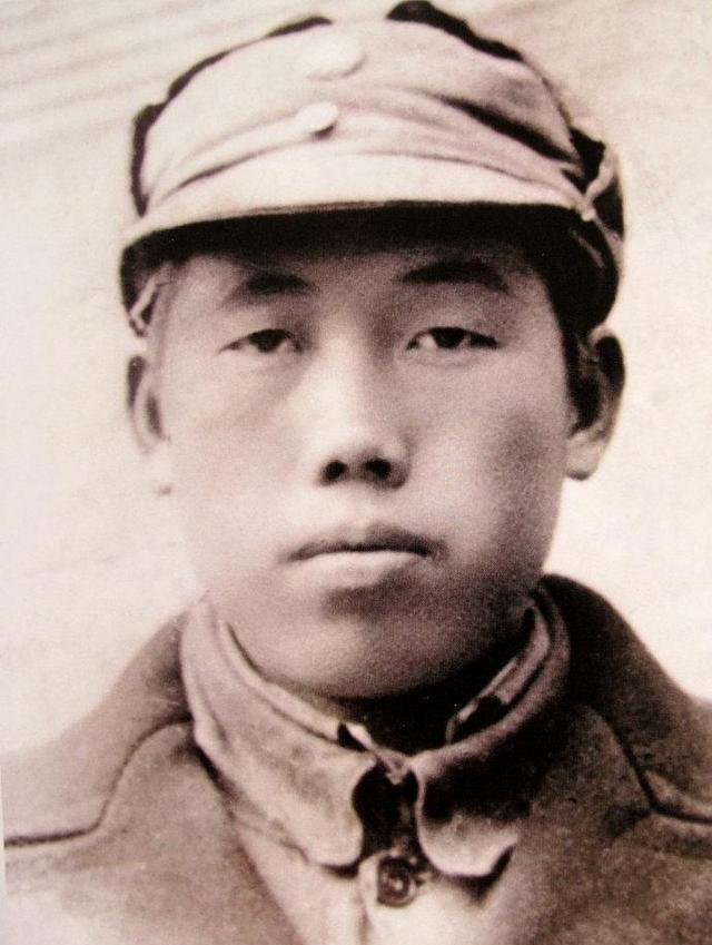  信任的代价：一个农家子弟与历史抉择的漫长旅途 影视小说